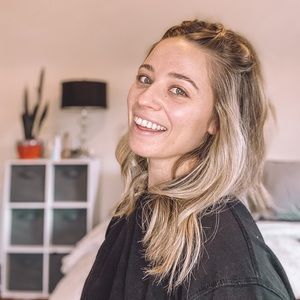 Meet your Posher, Maria